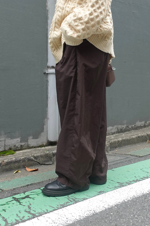 ボリュームラフパンツ